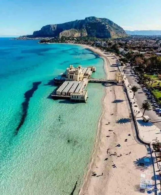 Lilla' House Center Palermo Apartment 0*,  Italy